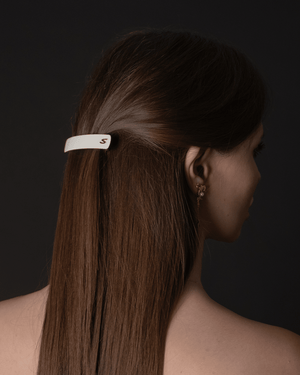 Barrette Classique medium cream and black — paired styling shot