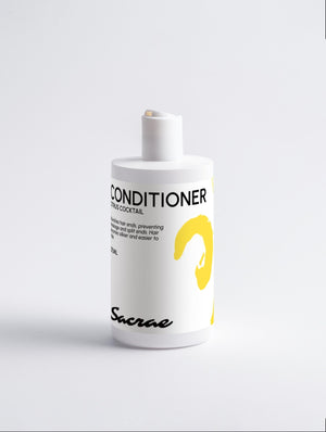 Sacrae Fresh Conditioner Citrus Cocktail — detail of bottle and label