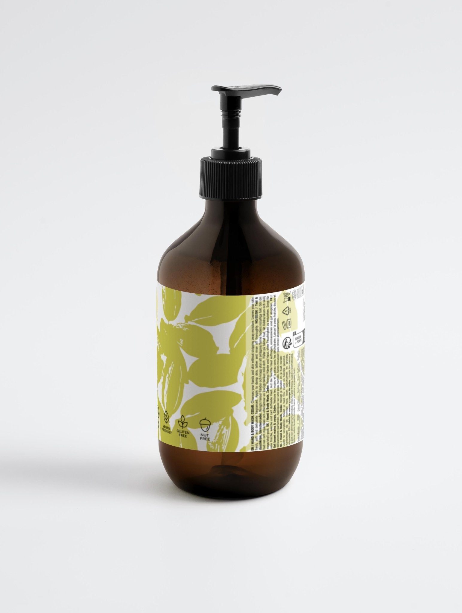 Sacrae Hand & Body Wash Ginger & Smoky Cardamom — detail of bottle and label