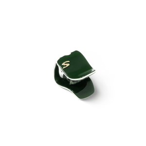 Sacrae Pince XS Éclat Vert — profile view showing depth and curve