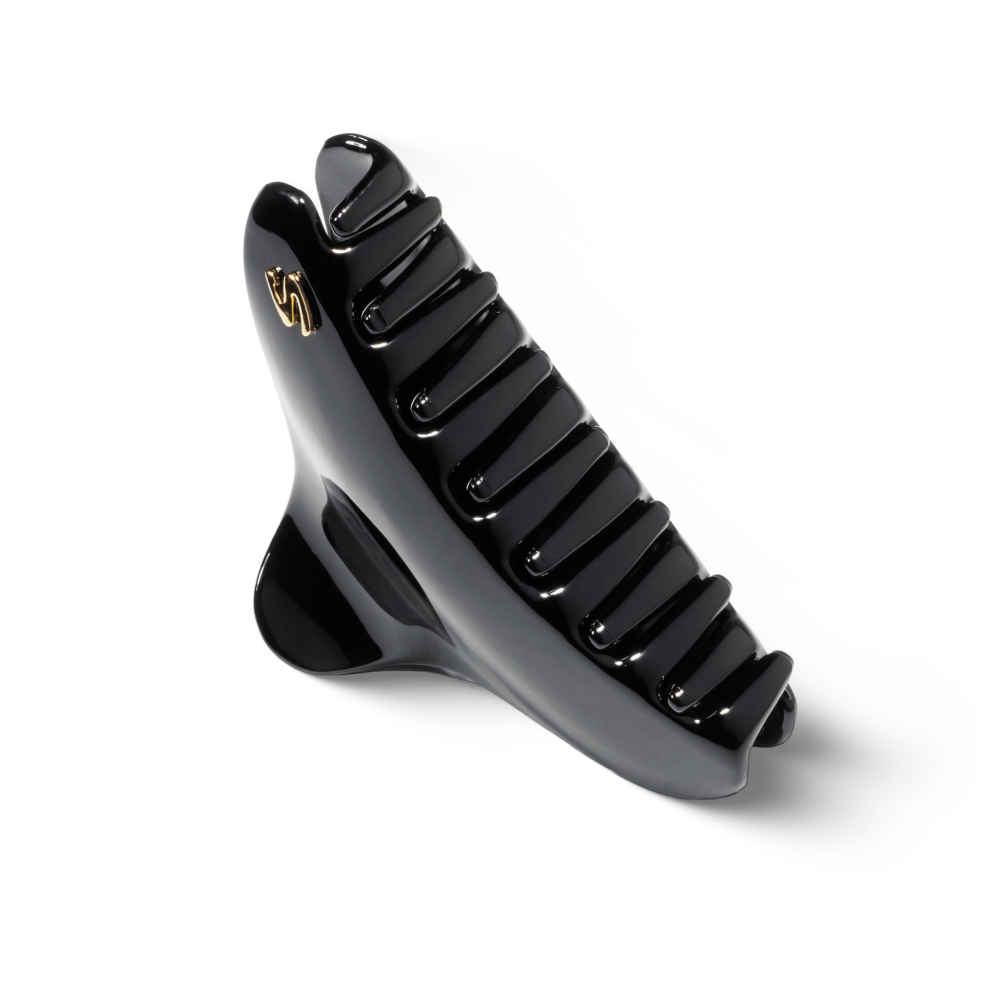 Large French Yoga Hair Clip glossy black — close-up of S stamp and teeth